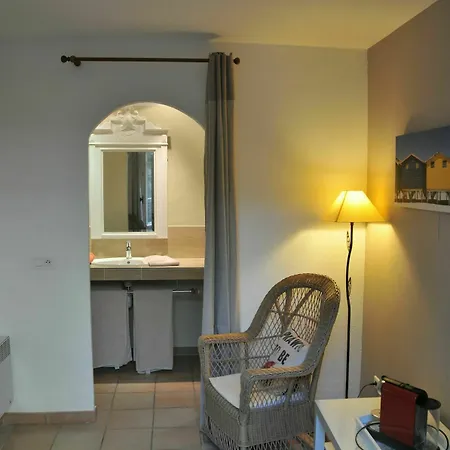 Hotel Bastide De L'avelan *